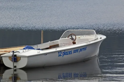 Location de bateau sans permis pour une sortie entre amis à Ajaccio, Propriano, LocaNautic